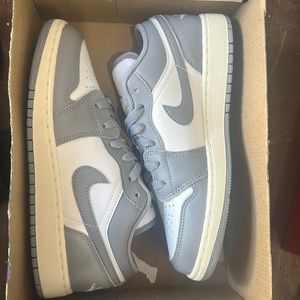 Air Jordan 1 low